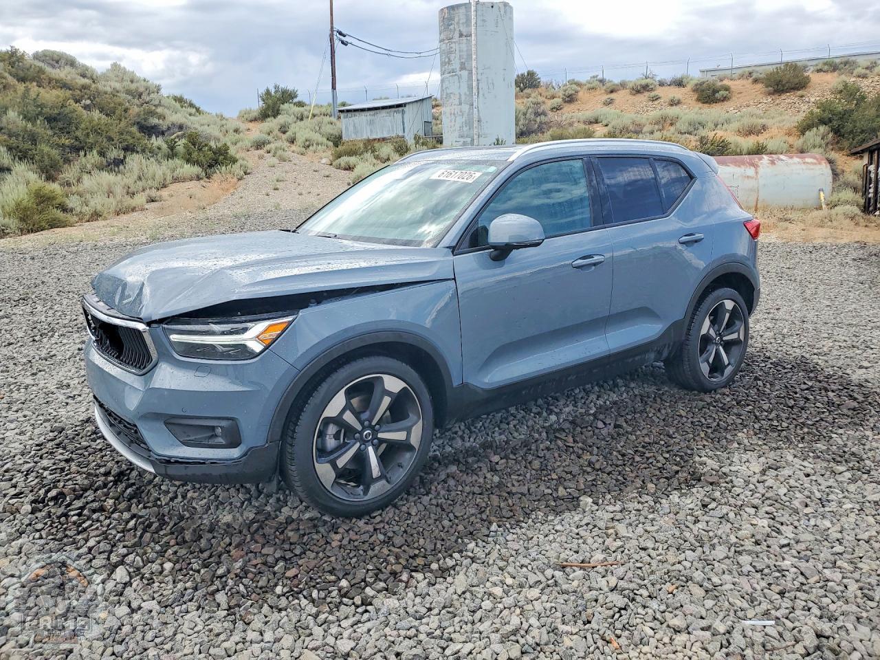 2021 VOLVO XC40 — фото 1
