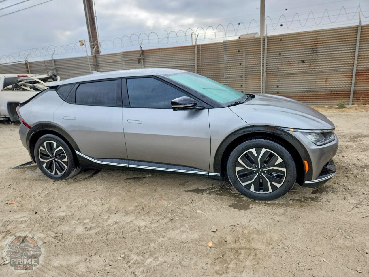 2023 KIA EV6 — фото 4