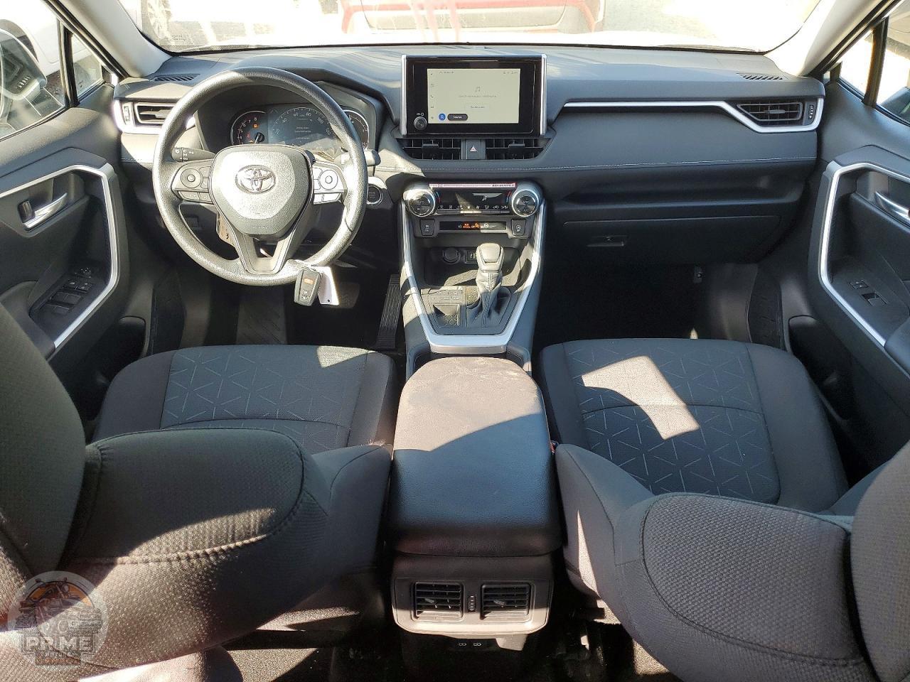 2025 TOYOTA RAV4 — фото 14