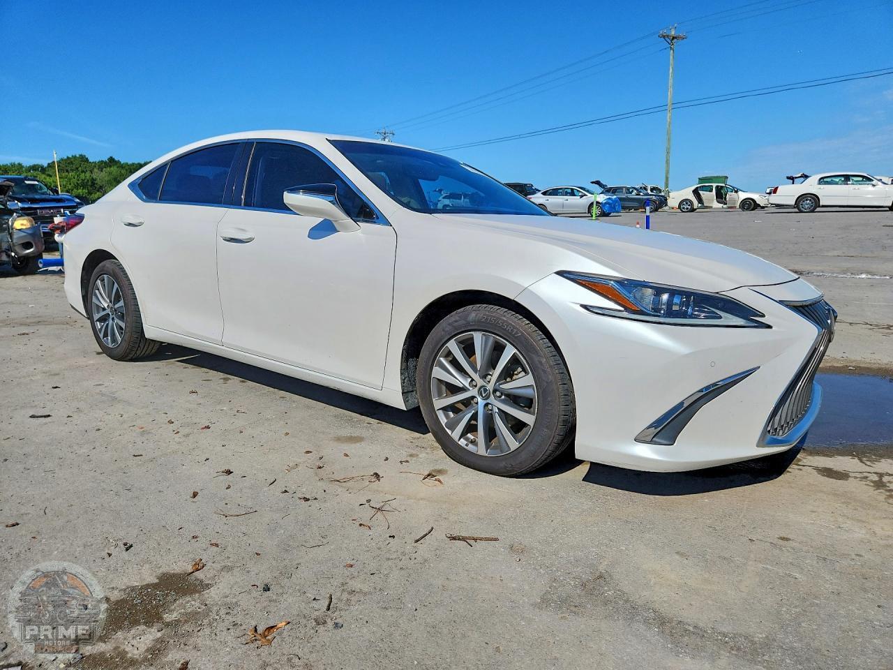 2020 LEXUS ES — фото 4