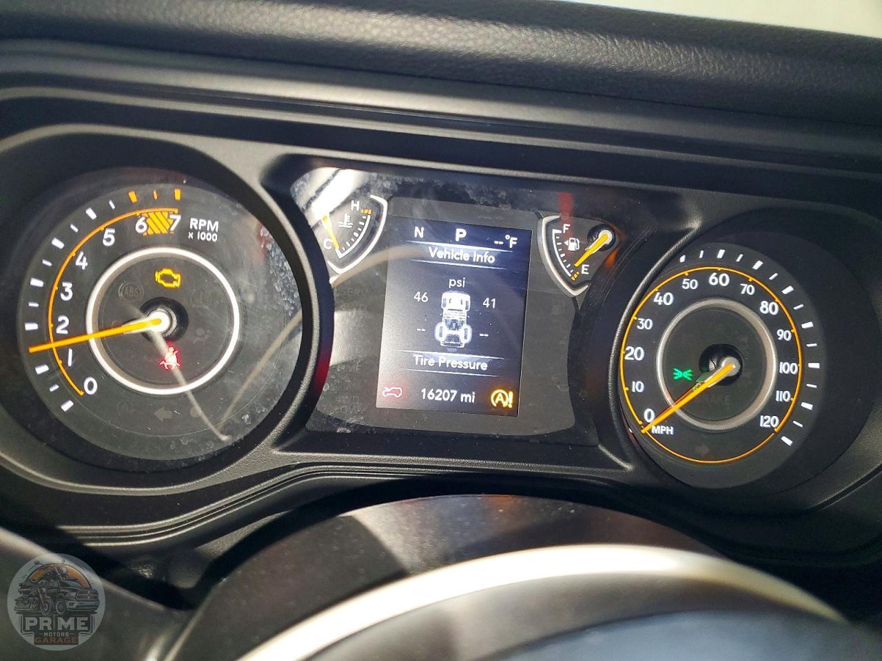 2025 JEEP WRANGLER — фото 9
