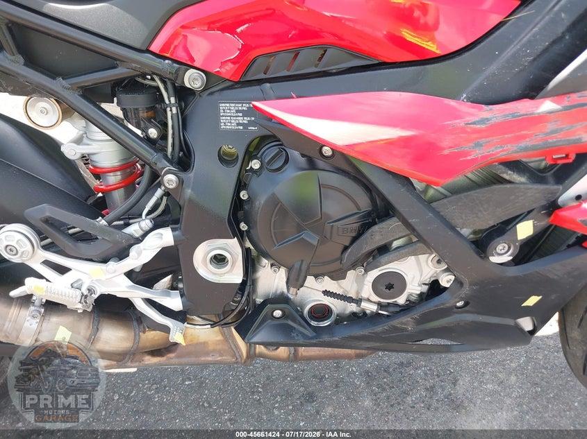 2024 BMW S 1000 RR — фото 8