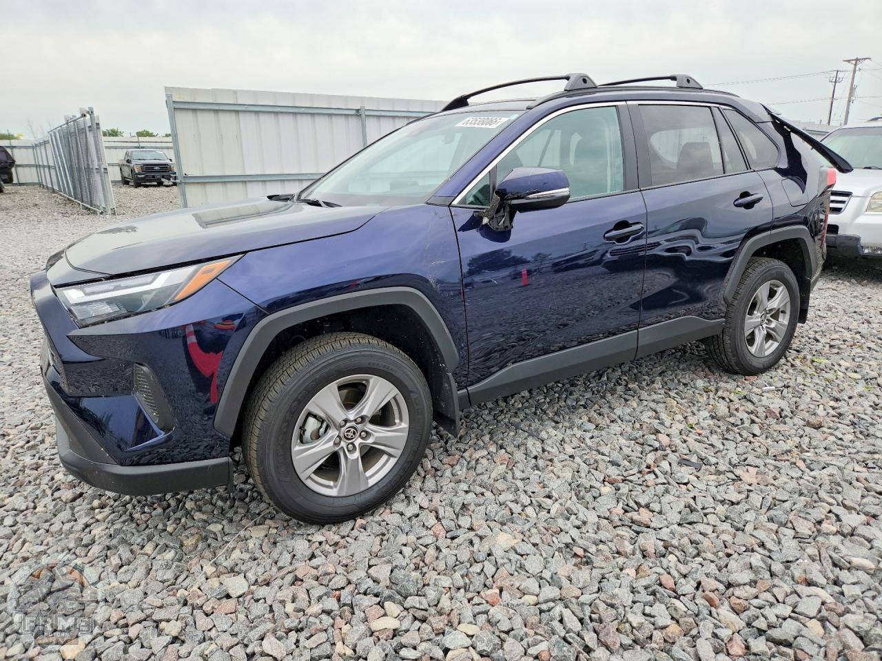 2025 TOYOTA RAV4 — фото 1
