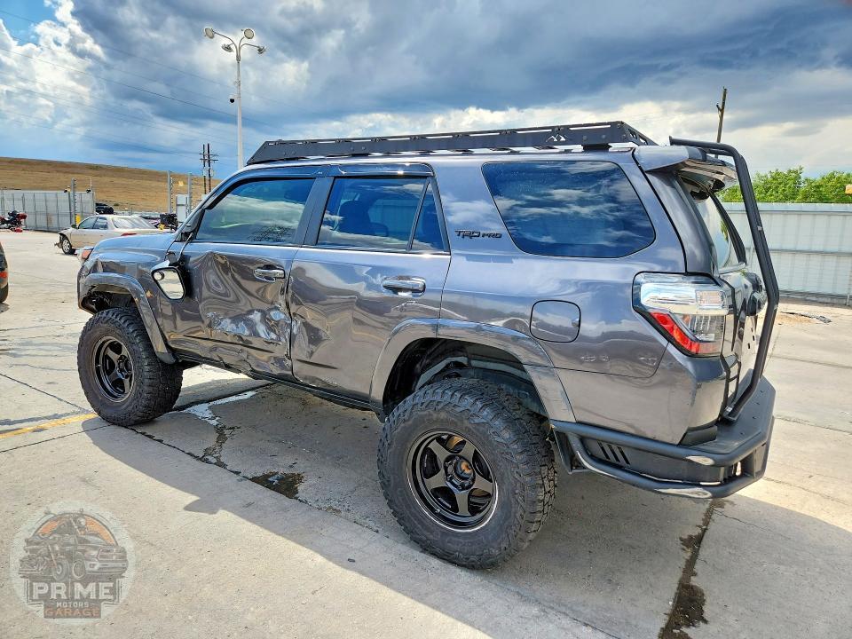 2020 TOYOTA 4RUNNER — фото 2
