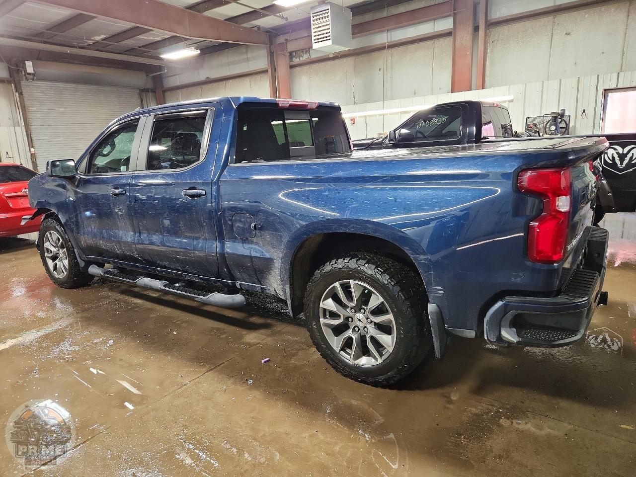 2021 CHEVROLET SILVERADO — фото 2