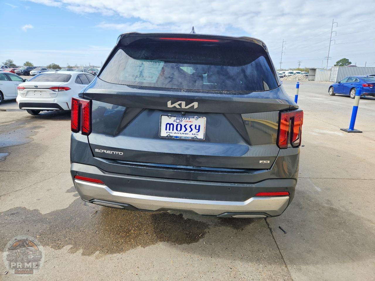 2024 KIA SORENTO — фото 6