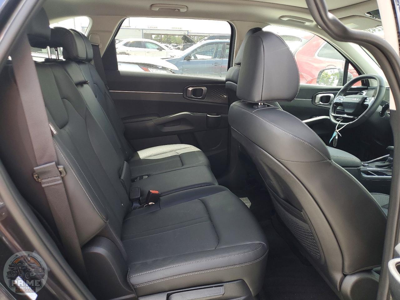 2026 KIA SORENTO — фото 11