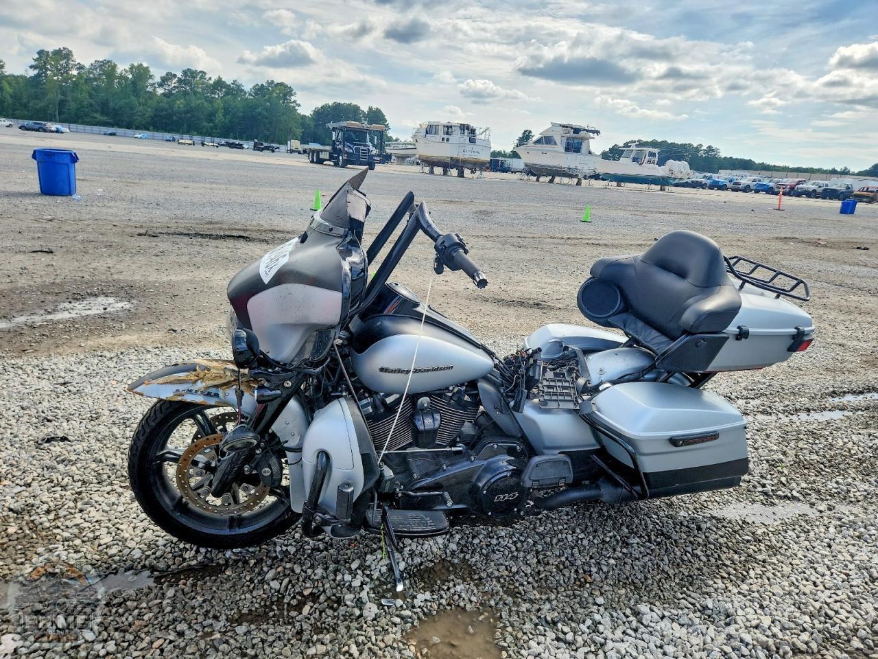 2020 HARLEY-DAVIDSON FLHTK (ULTRA LIMITED) — фото 3