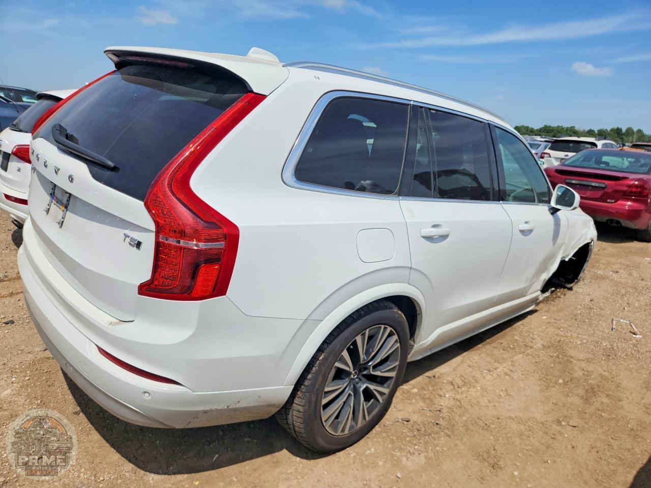 2022 VOLVO XC90 — фото 3