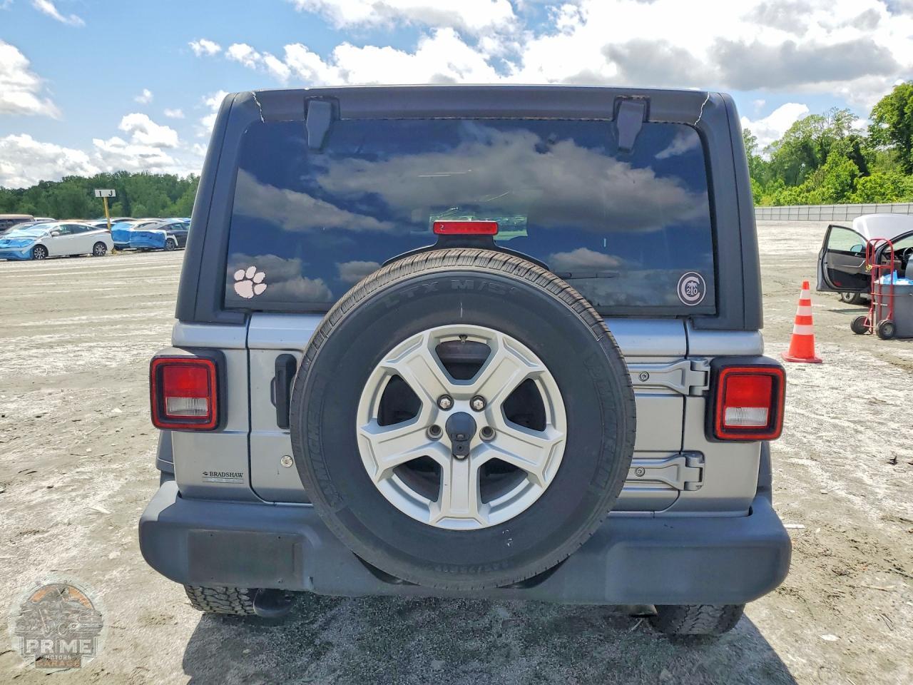 2020 JEEP WRANGLER — фото 6
