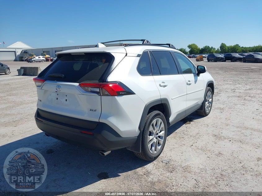 2025 TOYOTA RAV4 XLE PREMIUM — фото 4