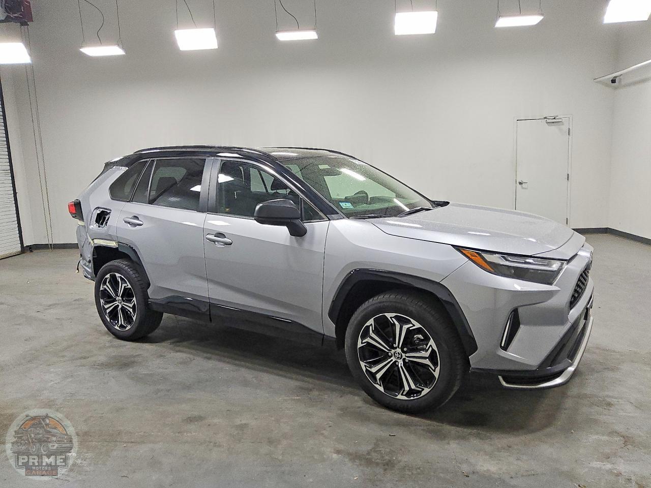 2025 TOYOTA RAV4 — фото 4