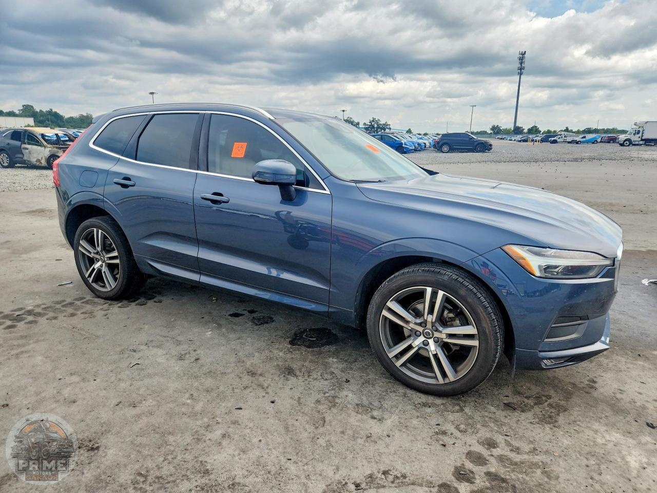 2021 VOLVO XC60 — фото 4