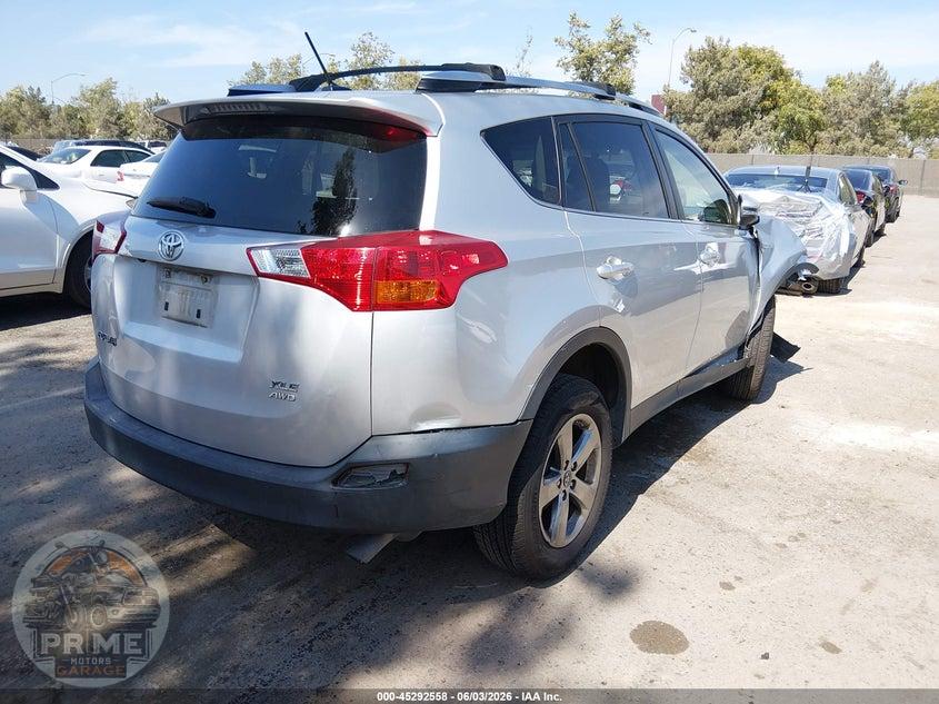 2015 TOYOTA RAV4 XLE — фото 4