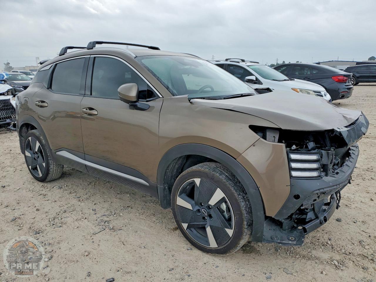 2025 NISSAN KICKS — фото 8