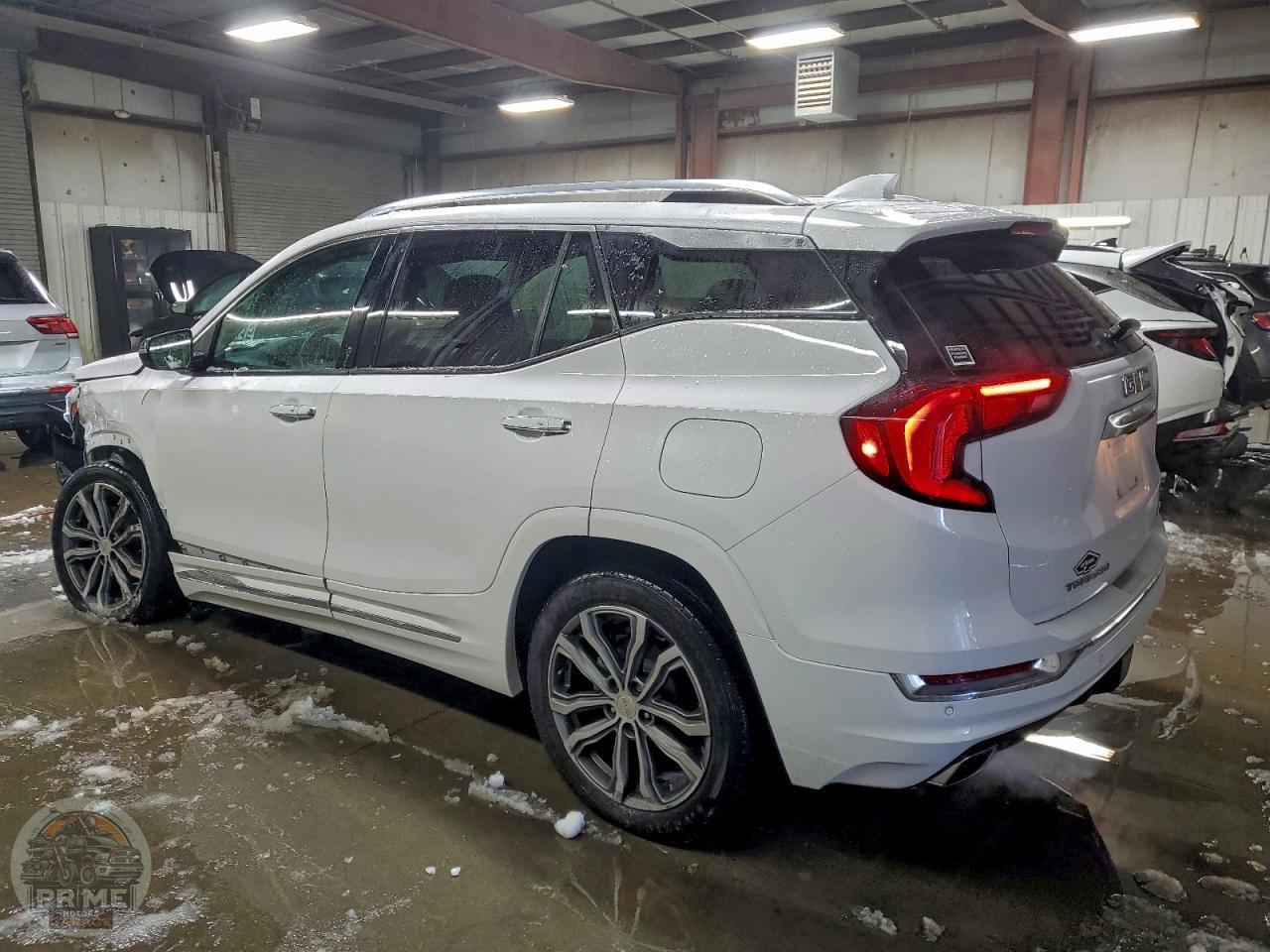 2020 GMC TERRAIN — фото 2