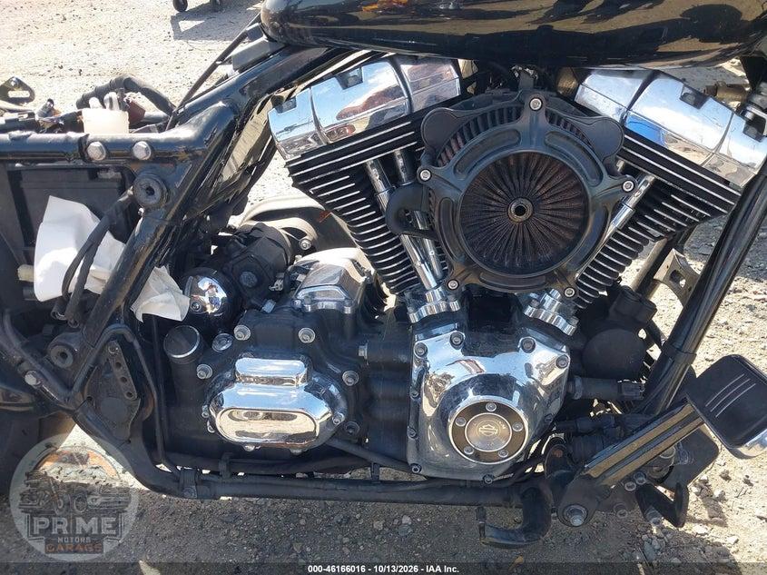 2016 HARLEY-DAVIDSON FLTRX (ROAD GLIDE, ROAD GLIDE CUSTOM) ROAD GLIDE — фото 8