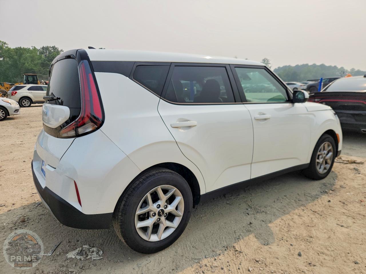 2025 KIA SOUL — фото 3