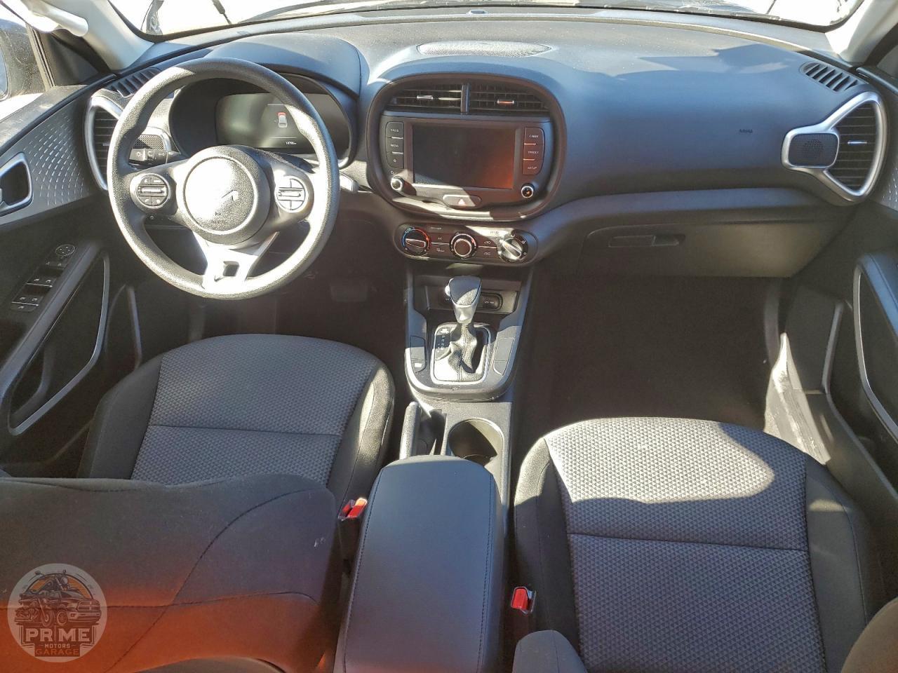 2025 KIA SOUL — фото 8