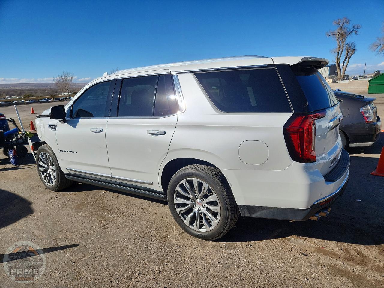 2021 GMC YUKON — фото 2