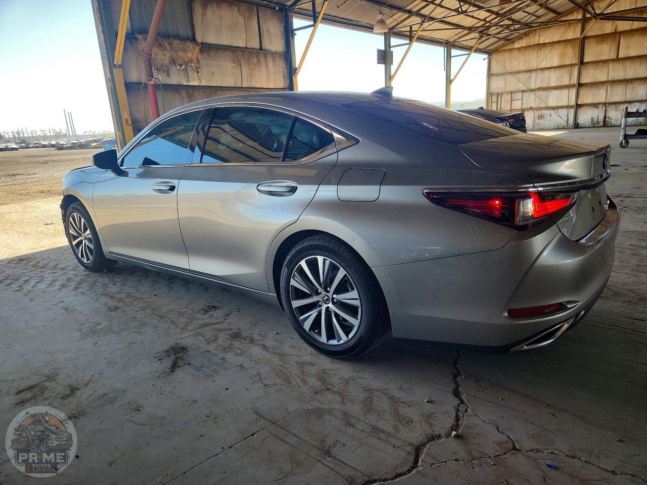 2021 LEXUS ES — фото 2