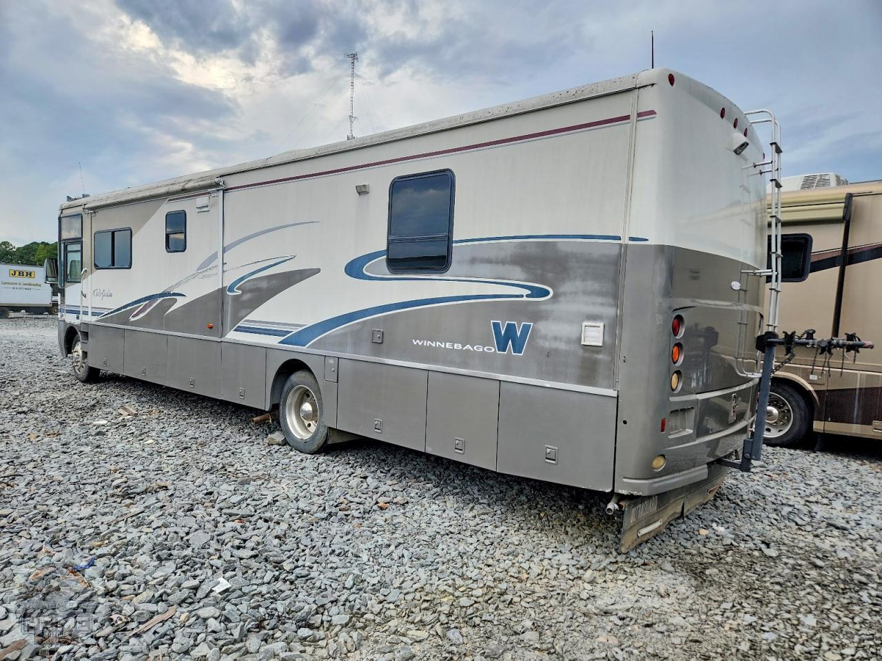 2003 WORKHORSE MOTORHOME — фото 5