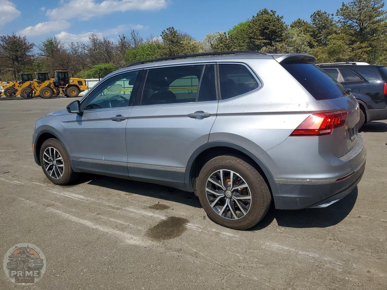 2021 VOLKSWAGEN TIGUAN — фото 3