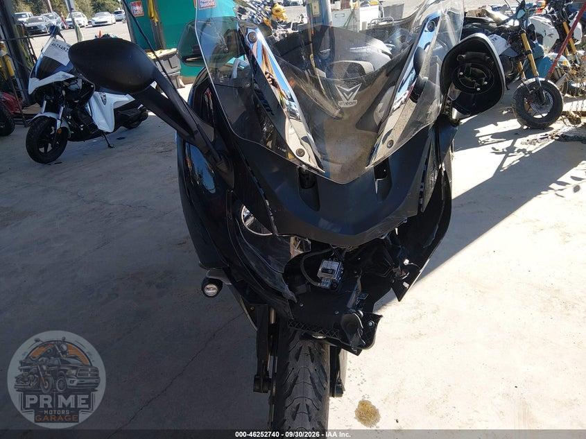 2013 BMW K1600 GTL — фото 14