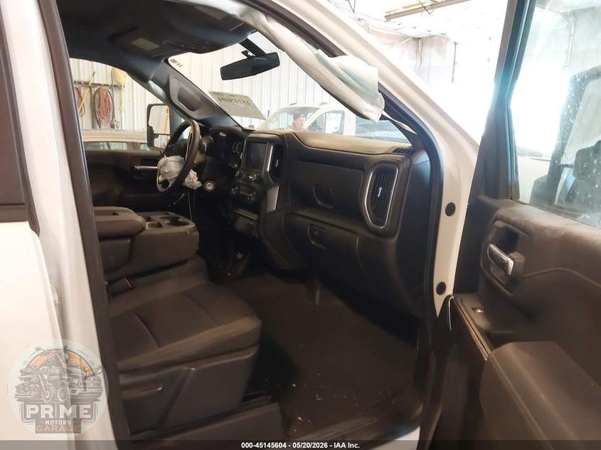 2022 CHEVROLET SILVERADO 2500HD 4WD  STANDARD BED LT — фото 5