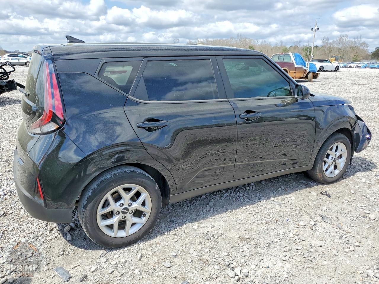 2023 KIA SOUL — фото 3