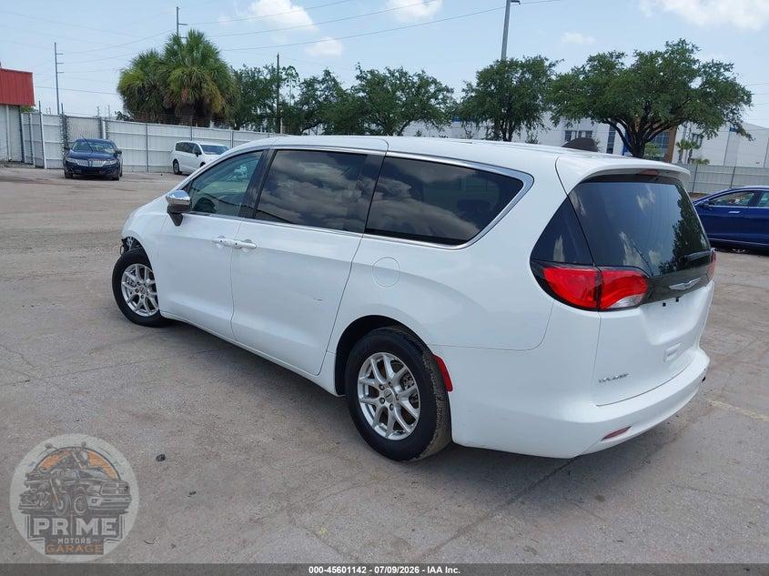 2023 CHRYSLER VOYAGER LX — фото 3