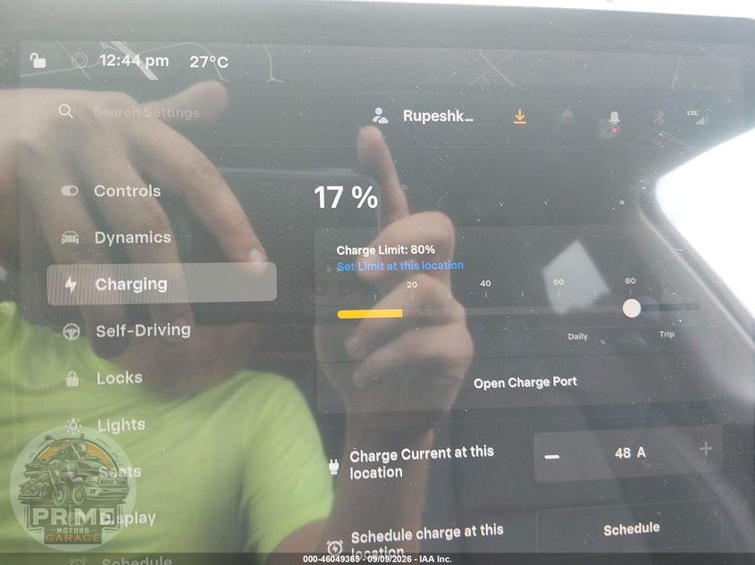 2025 TESLA MODEL Y LONG RANGE DUAL MOTOR ALL-WHEEL DRIVE — фото 17