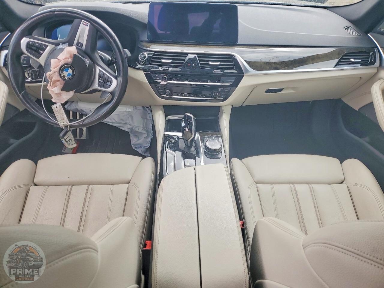 2022 BMW 5 SERIES — фото 8
