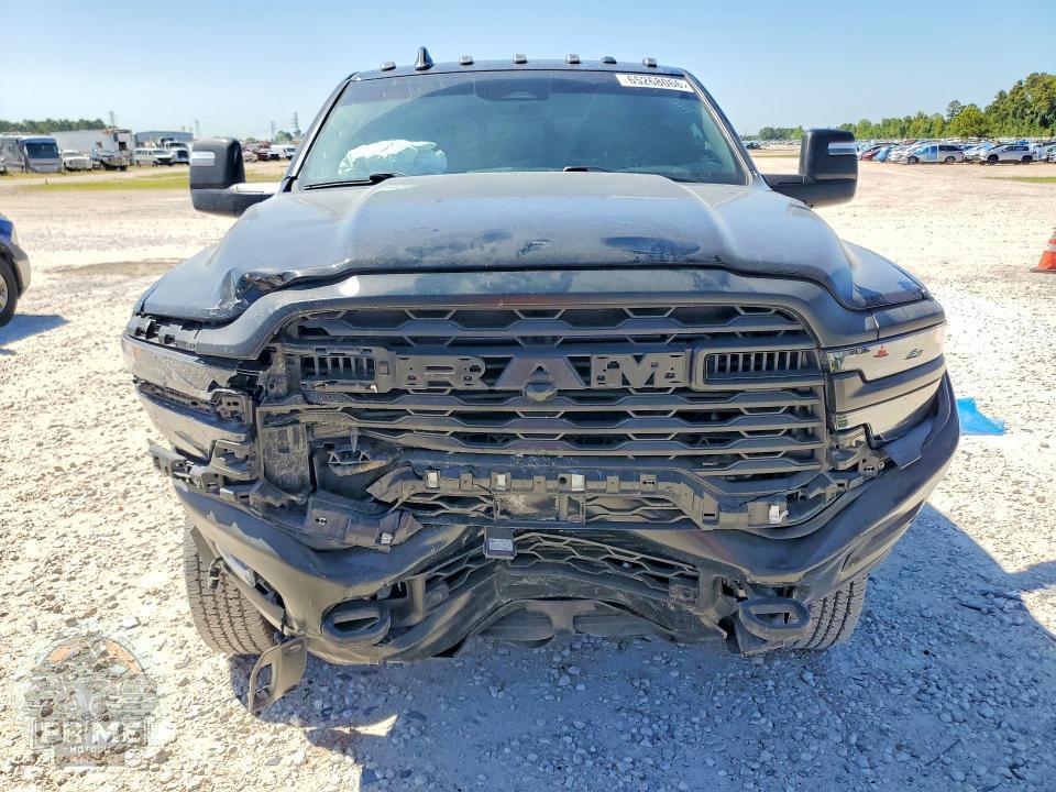 2025 RAM 2500 — фото 5