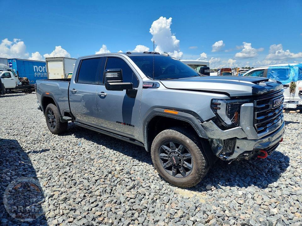 2025 GMC SIERRA — фото 4
