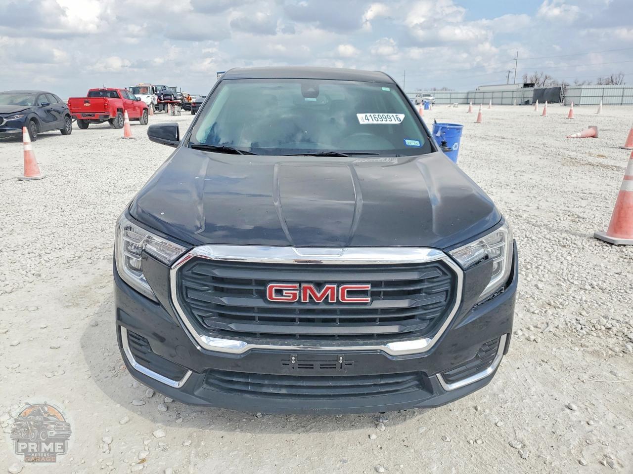 2022 GMC TERRAIN — фото 5