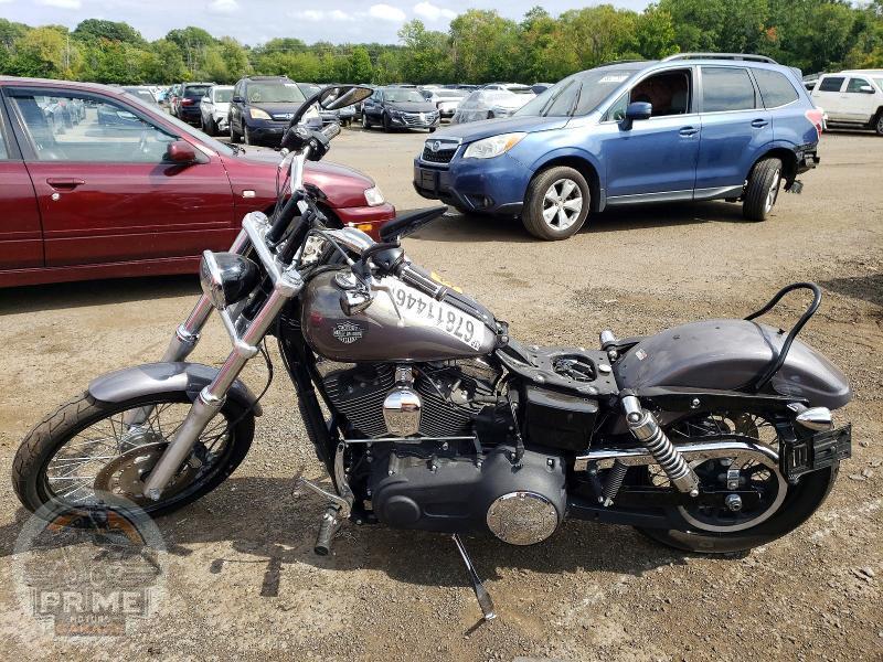 2016 HARLEY-DAVIDSON FXDWG (DYNA WIDE GLIDE) — фото 3