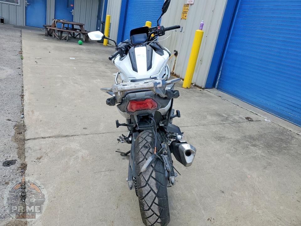 2025 HONDA NC750 — фото 4