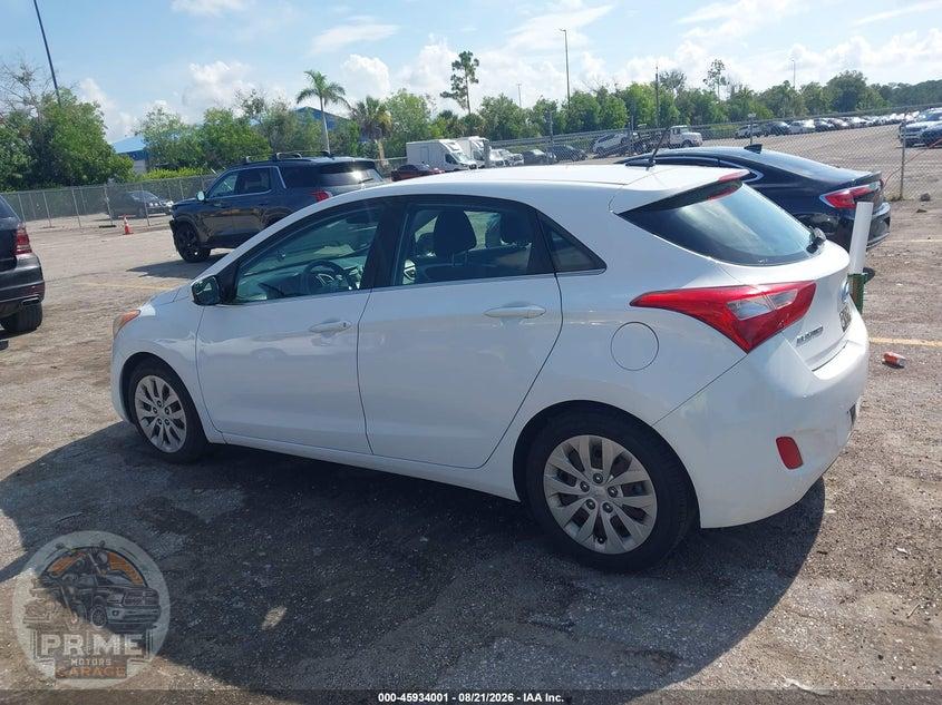 2017 HYUNDAI ELANTRA GT — фото 3