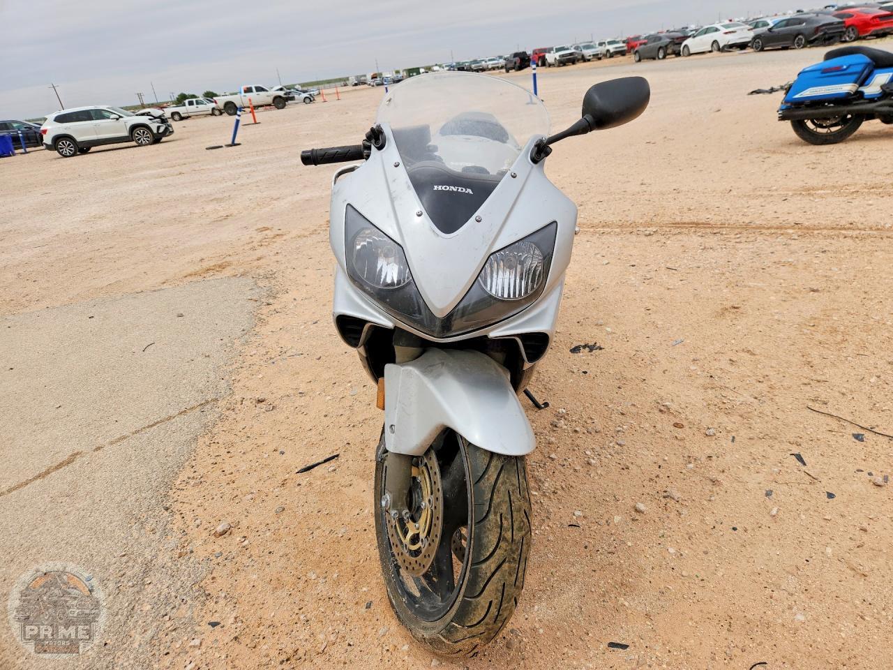 2001 HONDA CBR600 — фото 2