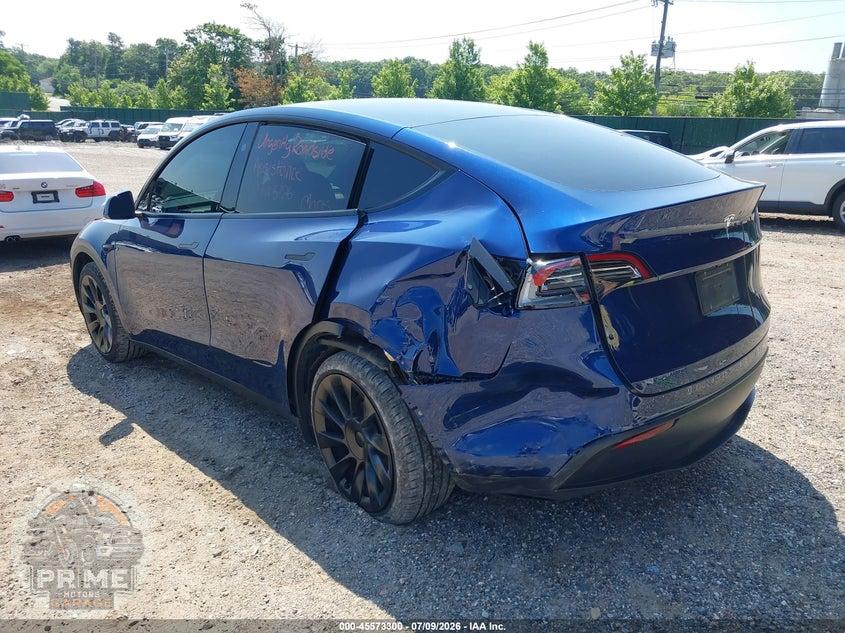 2025 TESLA MODEL Y LONG RANGE DUAL MOTOR ALL-WHEEL DRIVE — фото 3