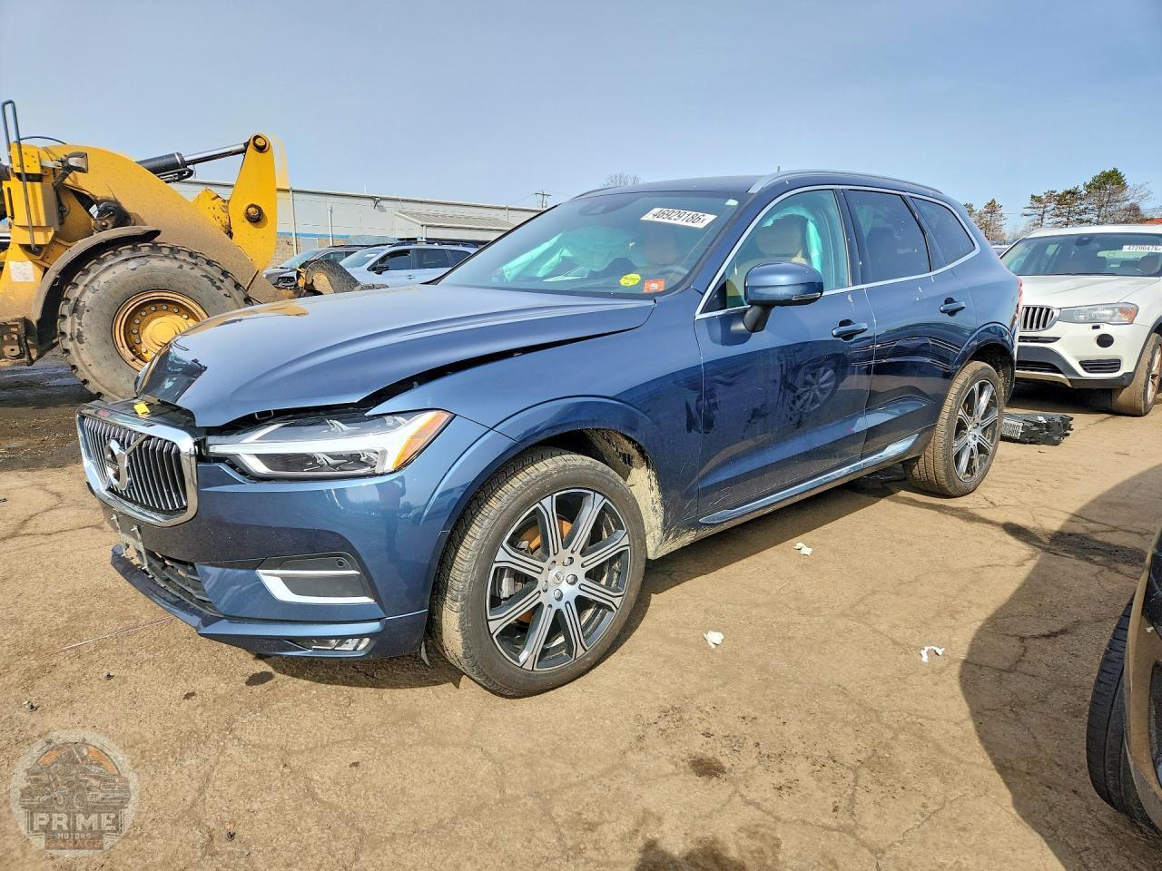 2021 VOLVO XC60 — фото 1