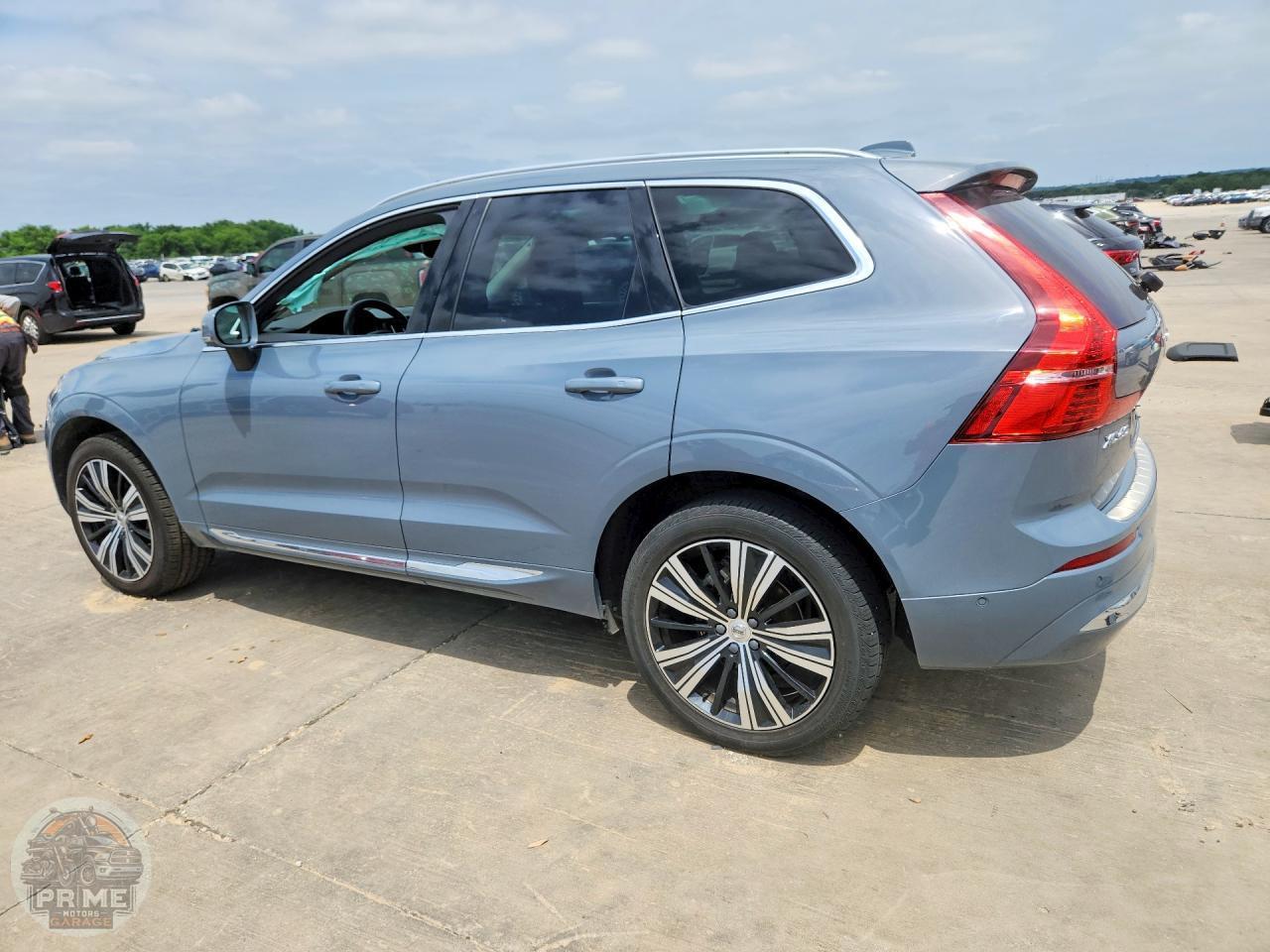 2023 VOLVO XC60 — фото 2