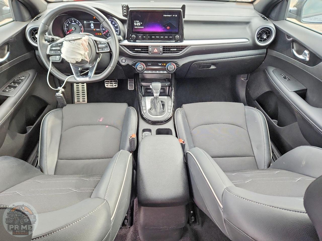 2023 KIA FORTE — фото 16
