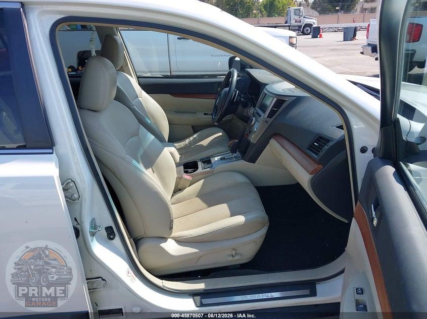 2013 SUBARU OUTBACK 3.6R LIMITED — фото 5