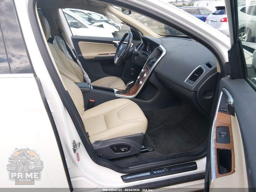 2017 VOLVO XC60 T5 INSCRIPTION — фото 5