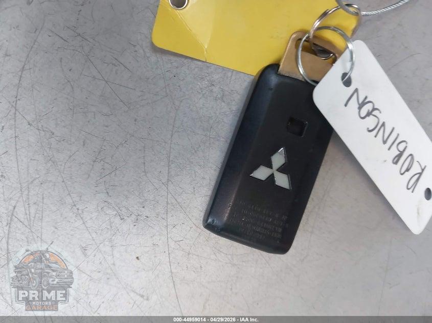 2020 MITSUBISHI OUTLANDER ES 2.4 S-AWC/LE 2.4 S-AWC/SE 2.4 S-AWC/SEL 2.4 S-AWC/SP 2.4 S-AWC — фото 11