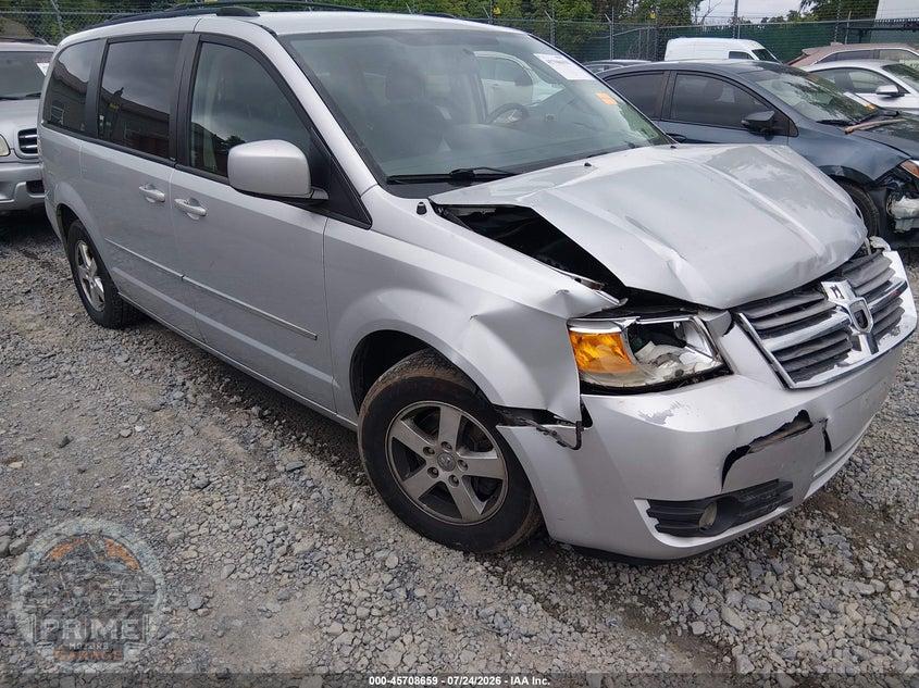 2010 DODGE GRAND CARAVAN SXT — фото 12