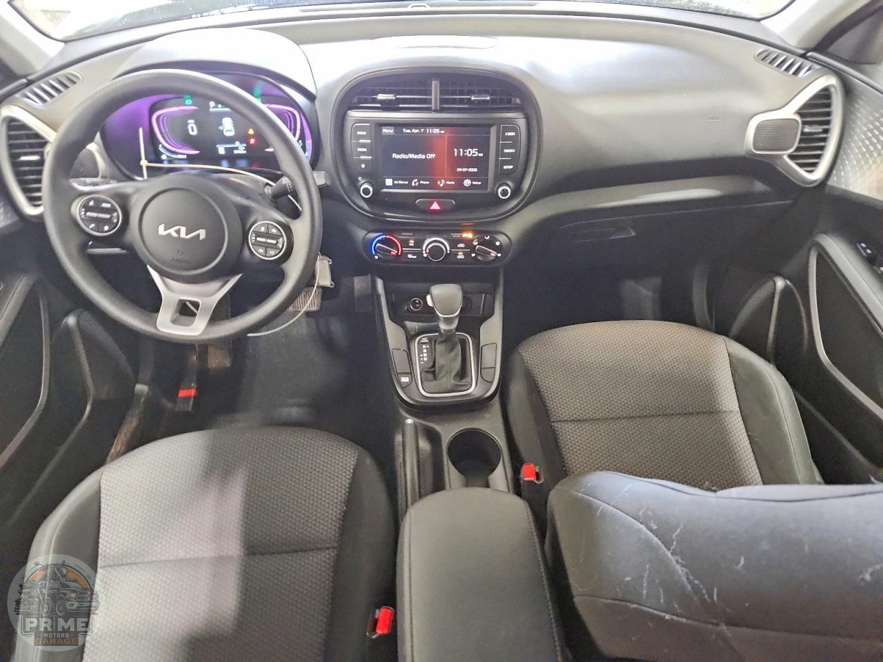 2025 KIA SOUL — фото 8