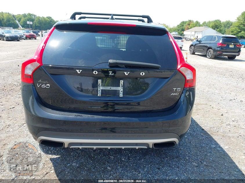 2015 VOLVO V60 CROSS COUNTRY T5 — фото 16